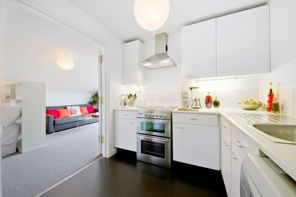 Zone 1! 2 Bed Duplex Apartment! Londen Buitenkant foto